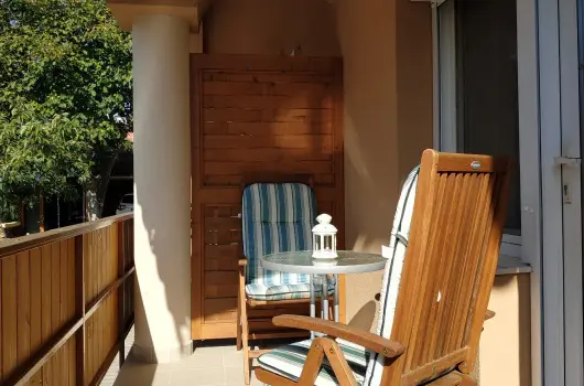 Andrea Villa, H�v�z