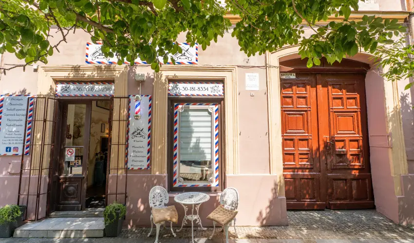 Belv�rosi Zongor�s Apartman Keszthely