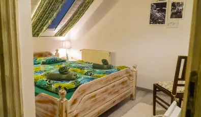 Gyulavezr Lovasbirodalma Panzi  Gyulakeszi