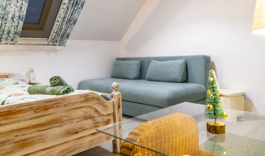 Gyulavezr Lovasbirodalma Panzi  Gyulakeszi