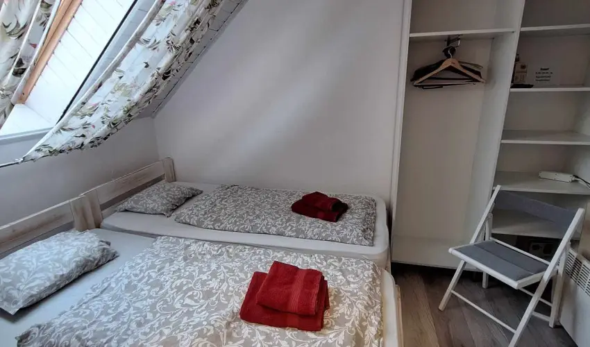 Gyulavezr Lovasbirodalma Panzi  Gyulakeszi