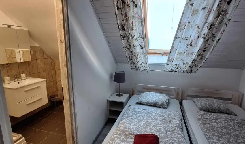 Gyulavezr Lovasbirodalma Panzi  Gyulakeszi