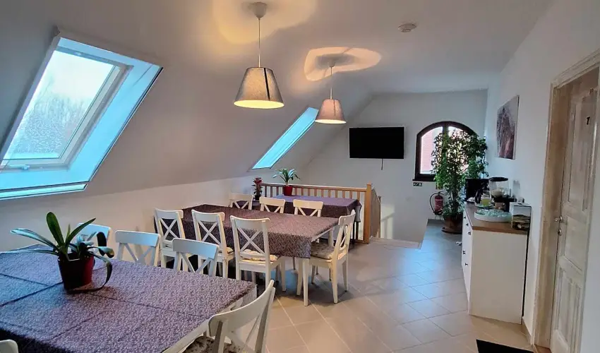 Gyulavezr Lovasbirodalma Panzi  Gyulakeszi