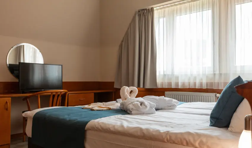 Holiday Club Apartman Hotel H�v�z H�v�z