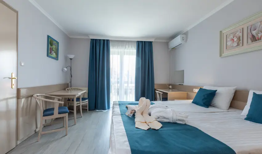 Holiday Club Apartman Hotel H�v�z H�v�z