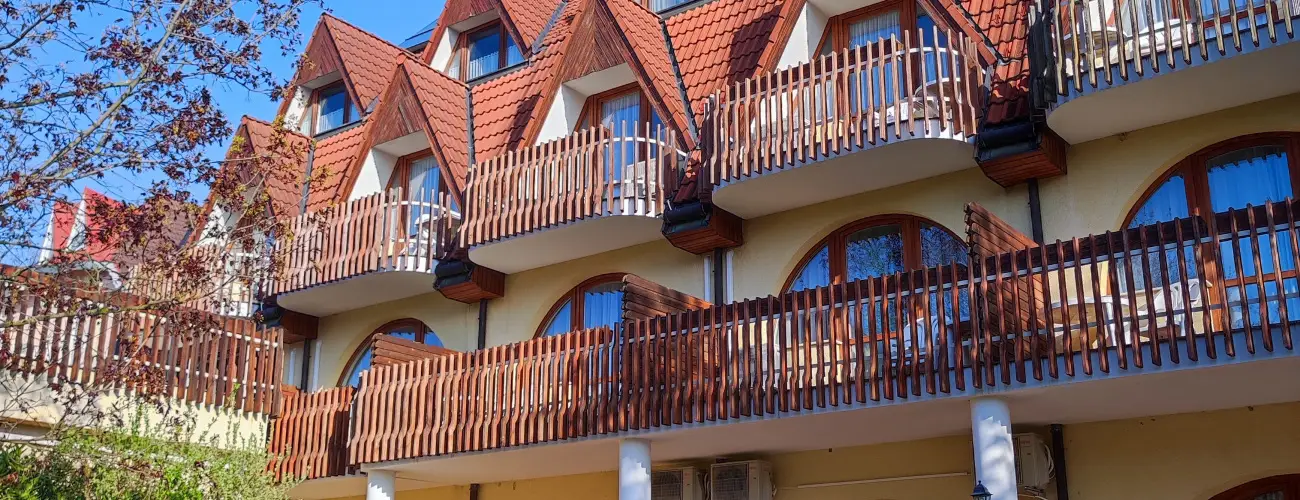 gnes Hotel Hvz - Napi rak reggelis elltssal (1 jtl)