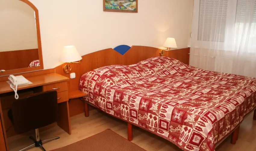 Hotel Napsugr Hvz Hvz