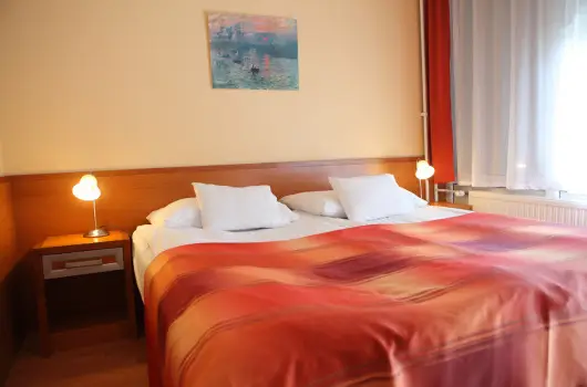 Hotel Napsugr Hvz, Hvz