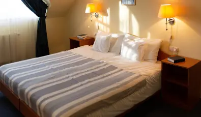 Zsanett Hotel Balatonkereszt�r