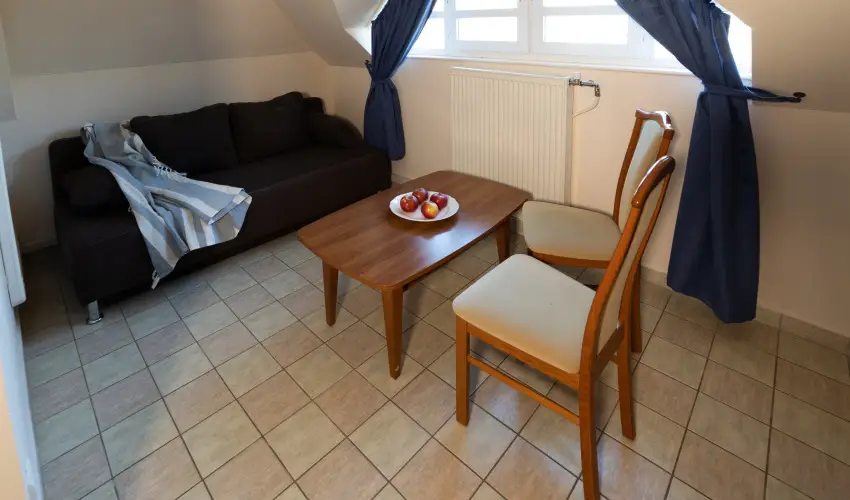 Zsanett Hotel Balatonkereszt�r