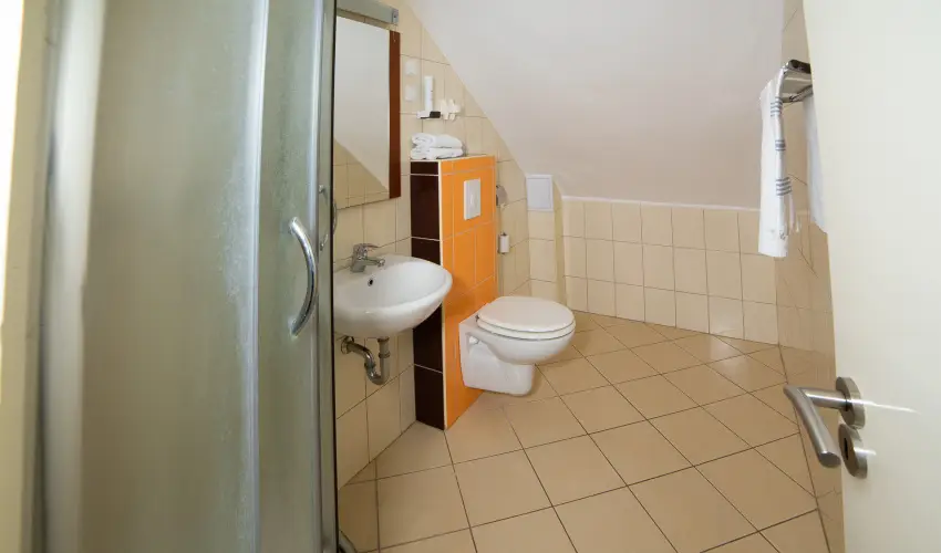 Zsanett Hotel Balatonkereszt�r