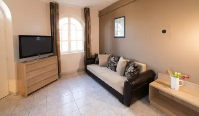 Zsanett Hotel Balatonkereszt�r