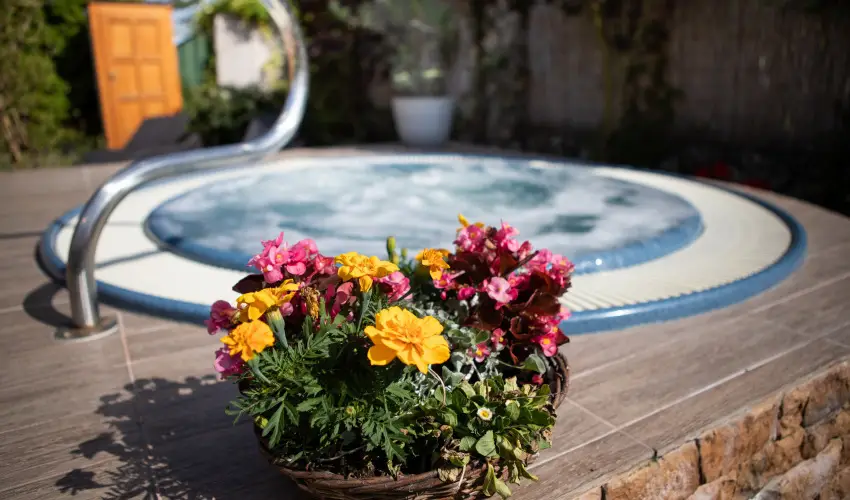 Zsanett Hotel Balatonkereszt�r