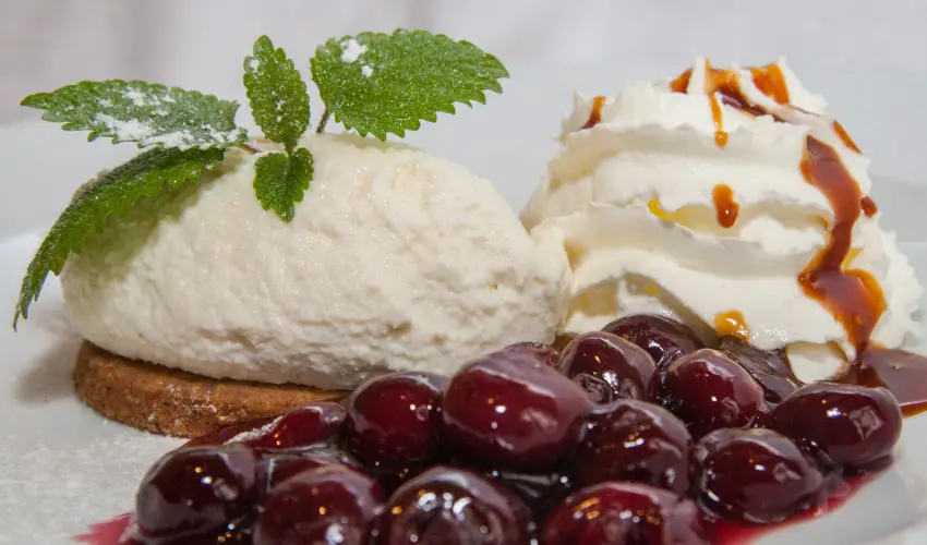 Korona Panzi s tterem Hvz