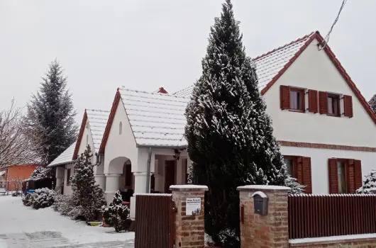 Ngy vszak Apartmanhz Zalakaros, Zalakaros, Hvz - 21 km