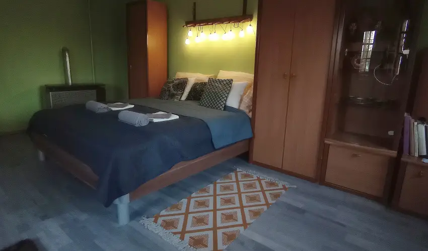 Pni Kuck Vendghz s Minifarm  Hosszvlgy