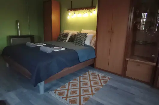 Pni Kuck Vendghz s Minifarm, Hosszvlgy, Hvz - 33 km