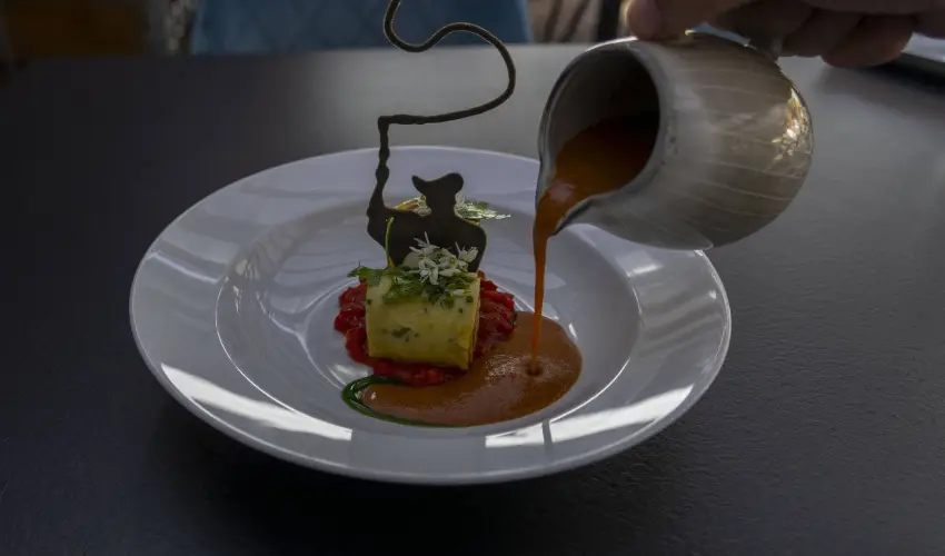 Port tterem & Panzi Balatonmriafrd