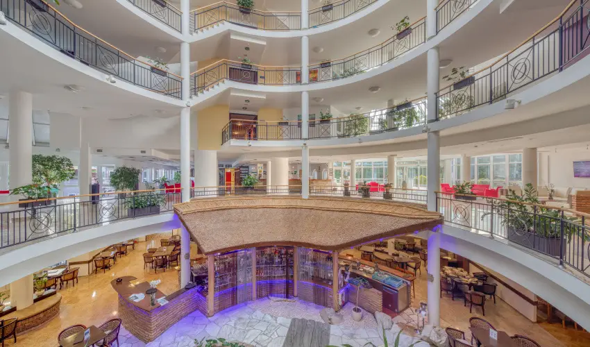 Lotus Therme Hotel & Spa Hvz