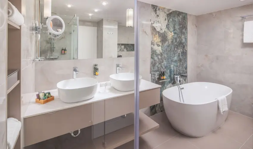 Lotus Therme Hotel & Spa Hvz