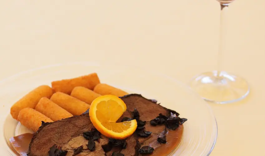 Viktor Bor- s Vendghz Balatonmriafrd